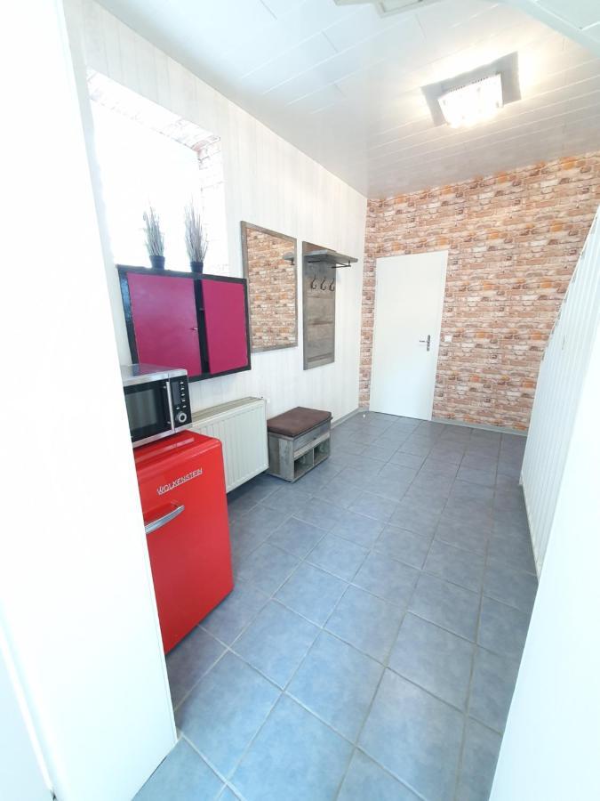 Gemuetliches Zimmer Mit Eigenem Bad Und Kueche Swisttal Экстерьер фото